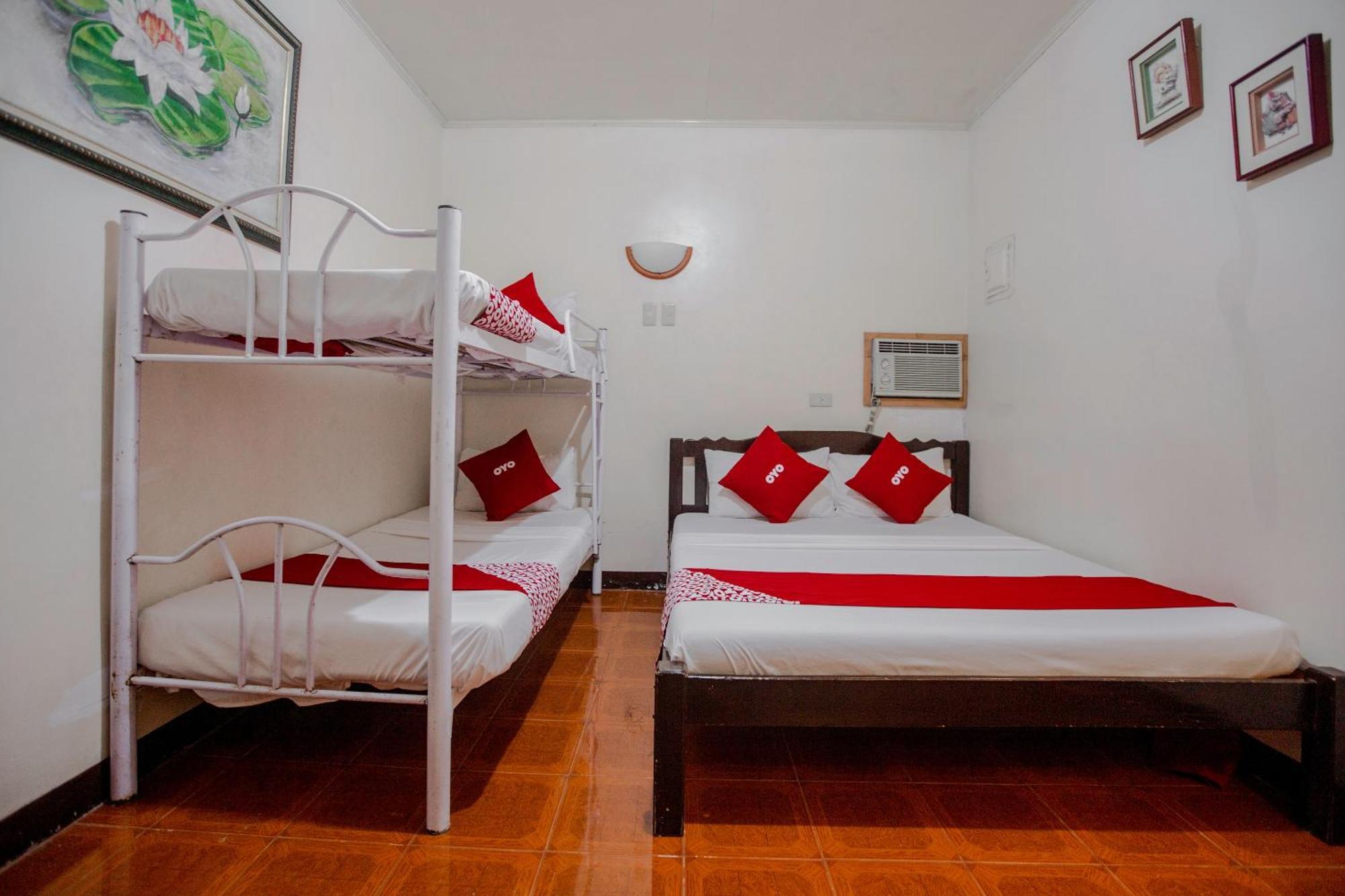 Oyo 741 Sierra Travellers Inn Tagaytay City Екстериор снимка
