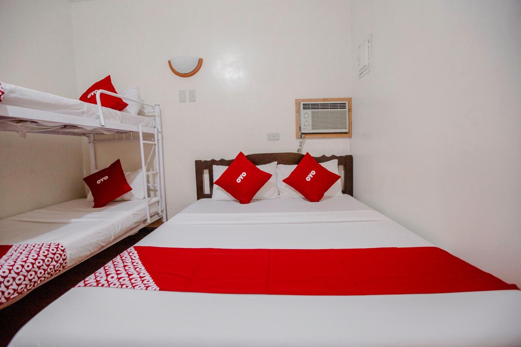 Oyo 741 Sierra Travellers Inn Tagaytay City Екстериор снимка